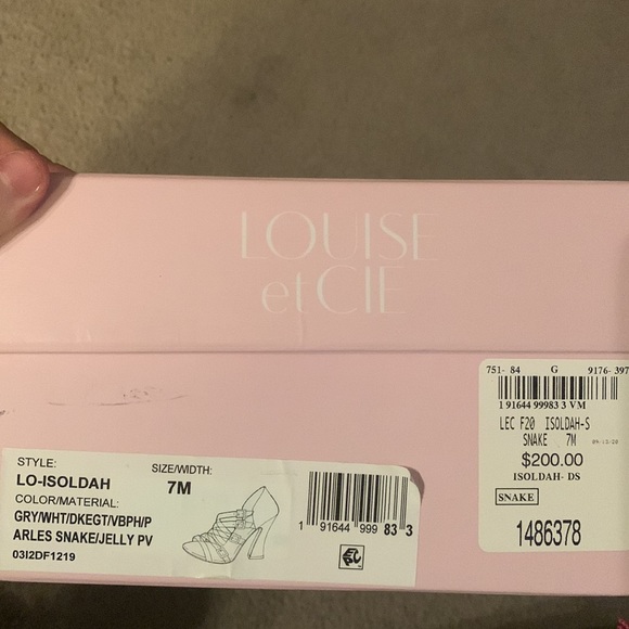 Louise et Cie Women's Isoldah Sandals sz 7  - Picture 15 of 15